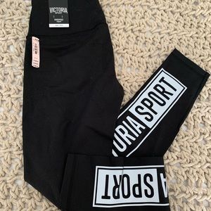 NWT Victoria Secret Sport leggings
